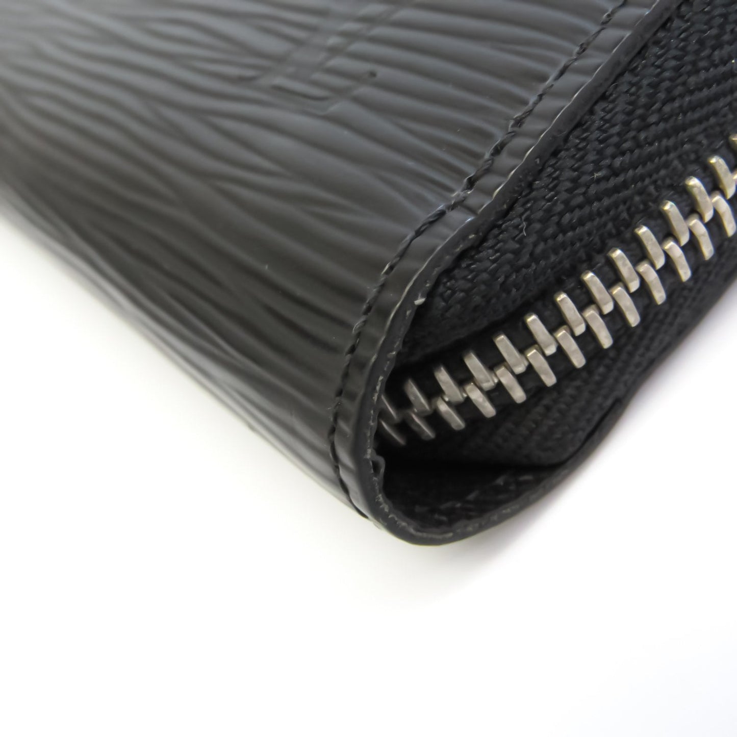 Louis Vuitton Black Leather Zippy organizer wallet accessories