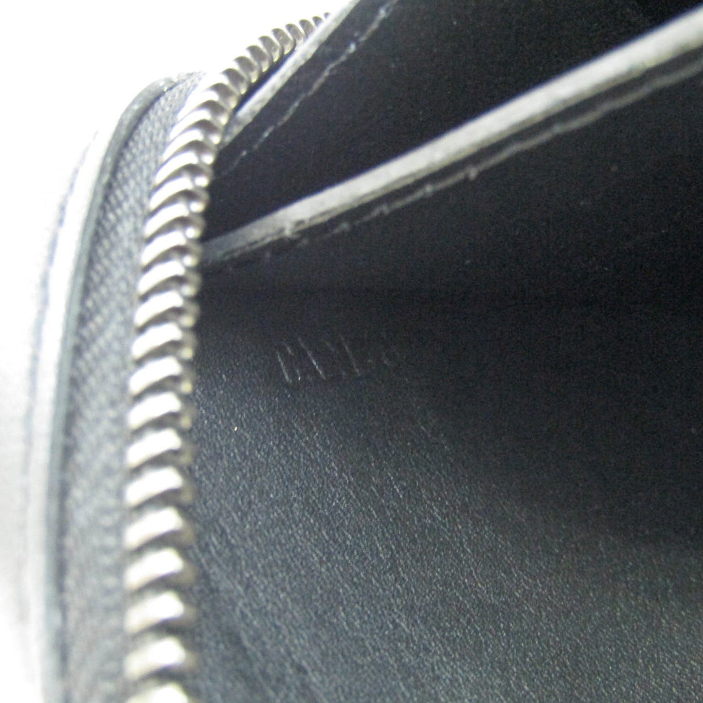 Louis Vuitton Black Canvas Zippy XL wallet accessories
