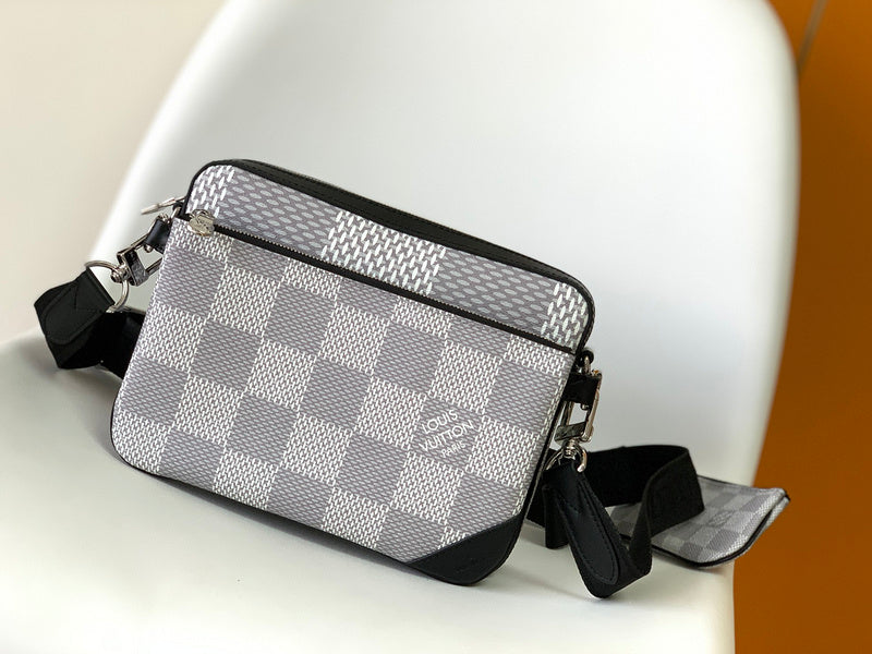 Alice Bags- Louis Vuittons  - 16580