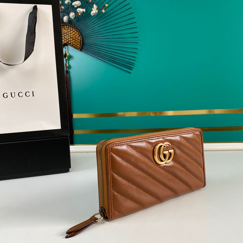 Gucci   Luxury Bags  941
