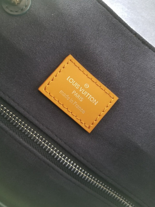 Alice bags - Louis Vuittons  - 15558