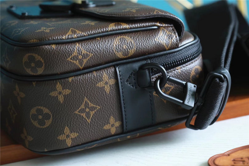 Alice bags - Louis Vuittons  - 10094