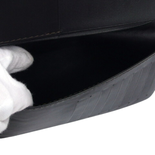 Louis Vuitton Black Leather Utah wallet accessories