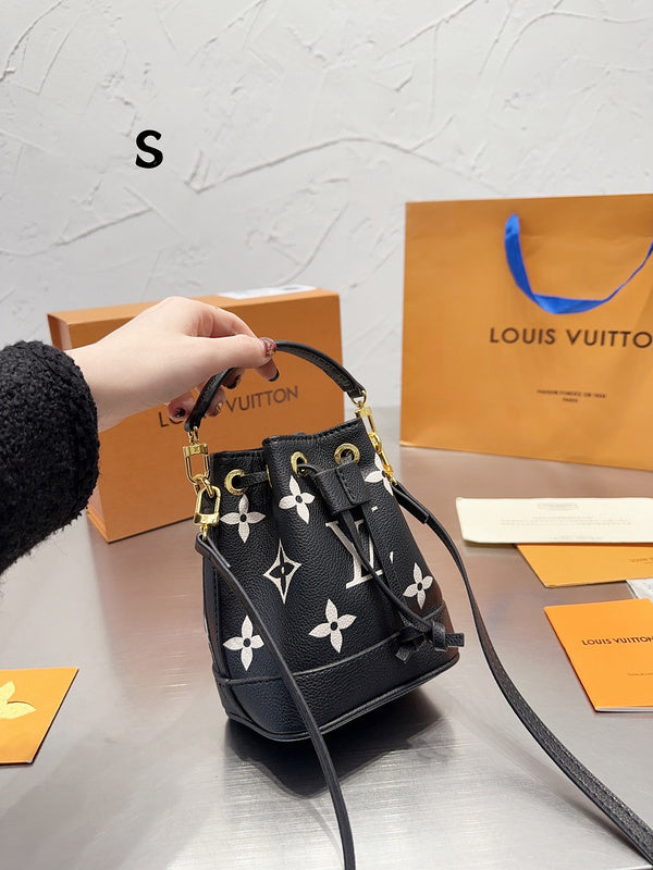 Alice bags - Louis Vuittons  - 15134