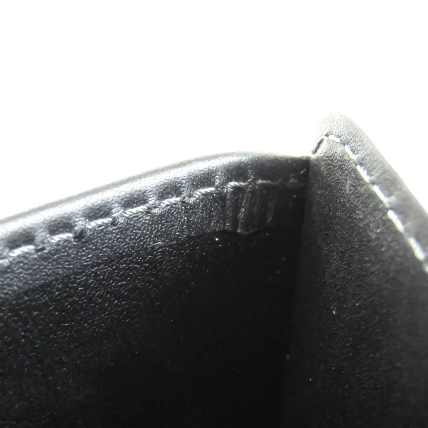 Louis Vuitton Black Leather Utah wallet accessories