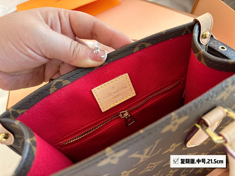 Alice bags - Louis Vuittons  - 15111