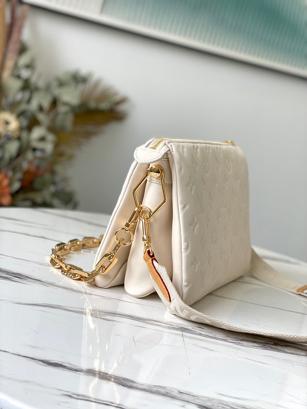 Alice Bags- Louis Vuittons  - 16329