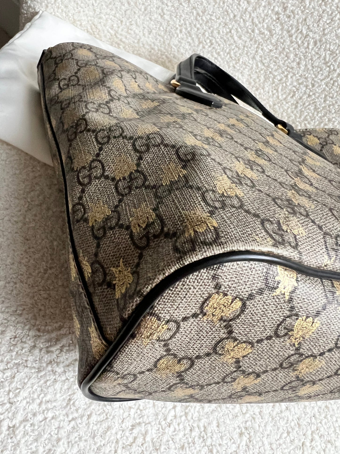 Gucci Supreme Bees Small Tote