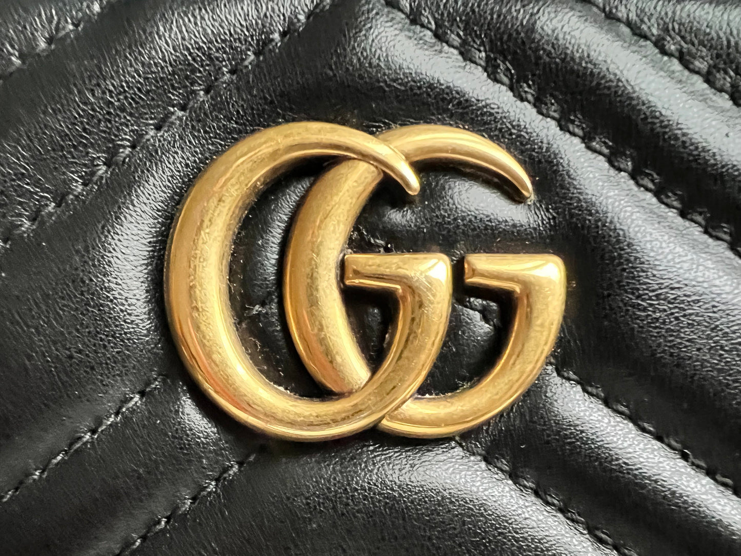 Gucci GG Black Marmont Mini Shoulder Bag (RRP £1,360)