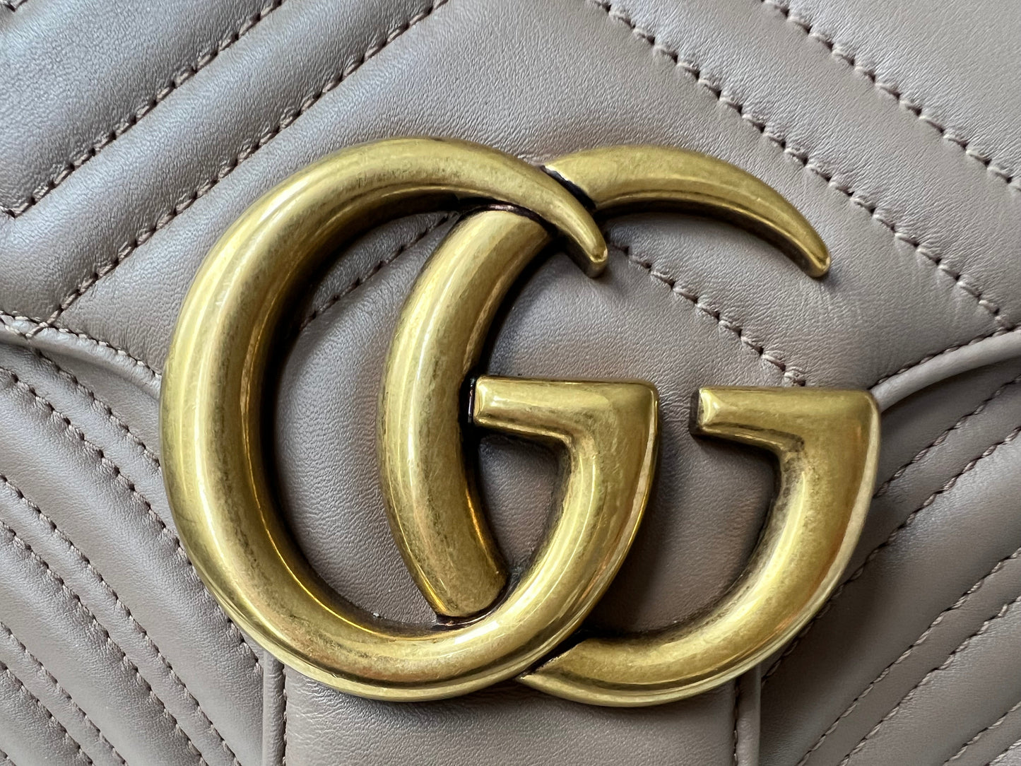 Gucci GG Dusty Pink Marmont Medium Shoulder Bag (RRP £2,340)