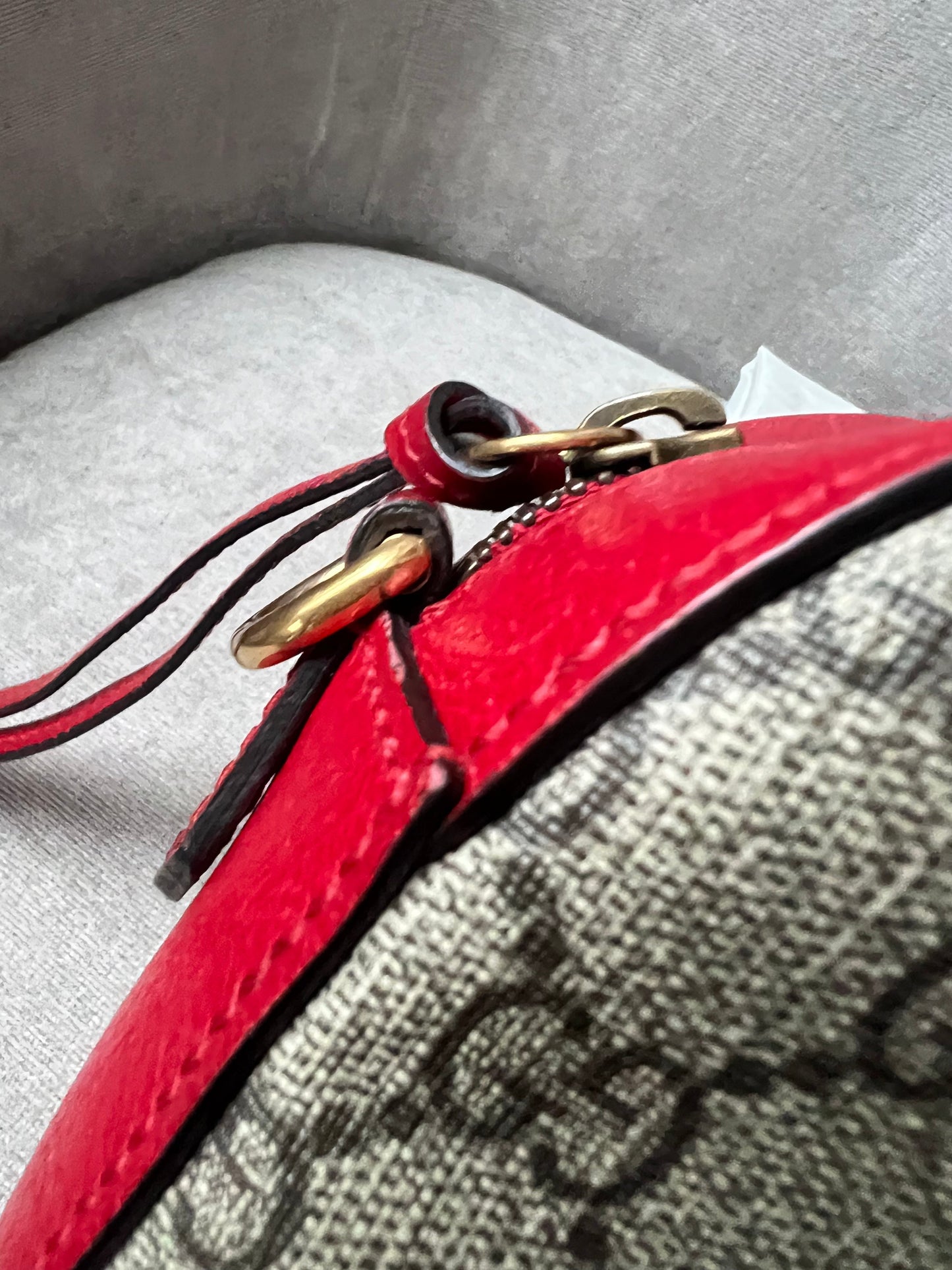 Gucci Neo Vintage GG Supreme Messenger Bag (RRP £1060)