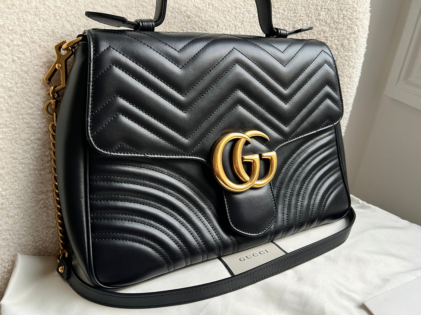 Gucci GG Black Marmont Medium Top Handle Bag (RRP £2290)