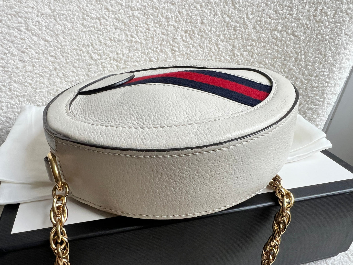 Gucci GG Round White Ophidia Small Shoulder Bag