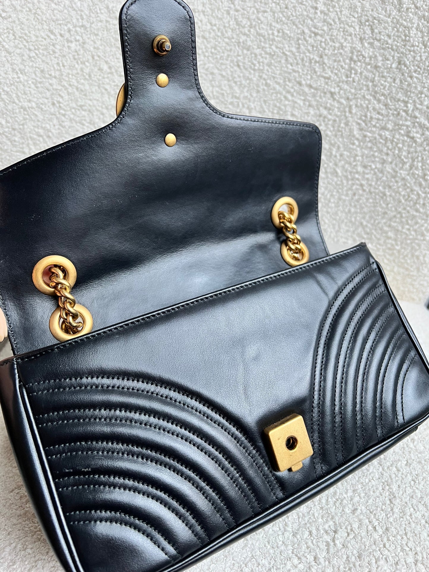 Gucci GG Black Marmont Small Shoulder Bag (RRP £2070)