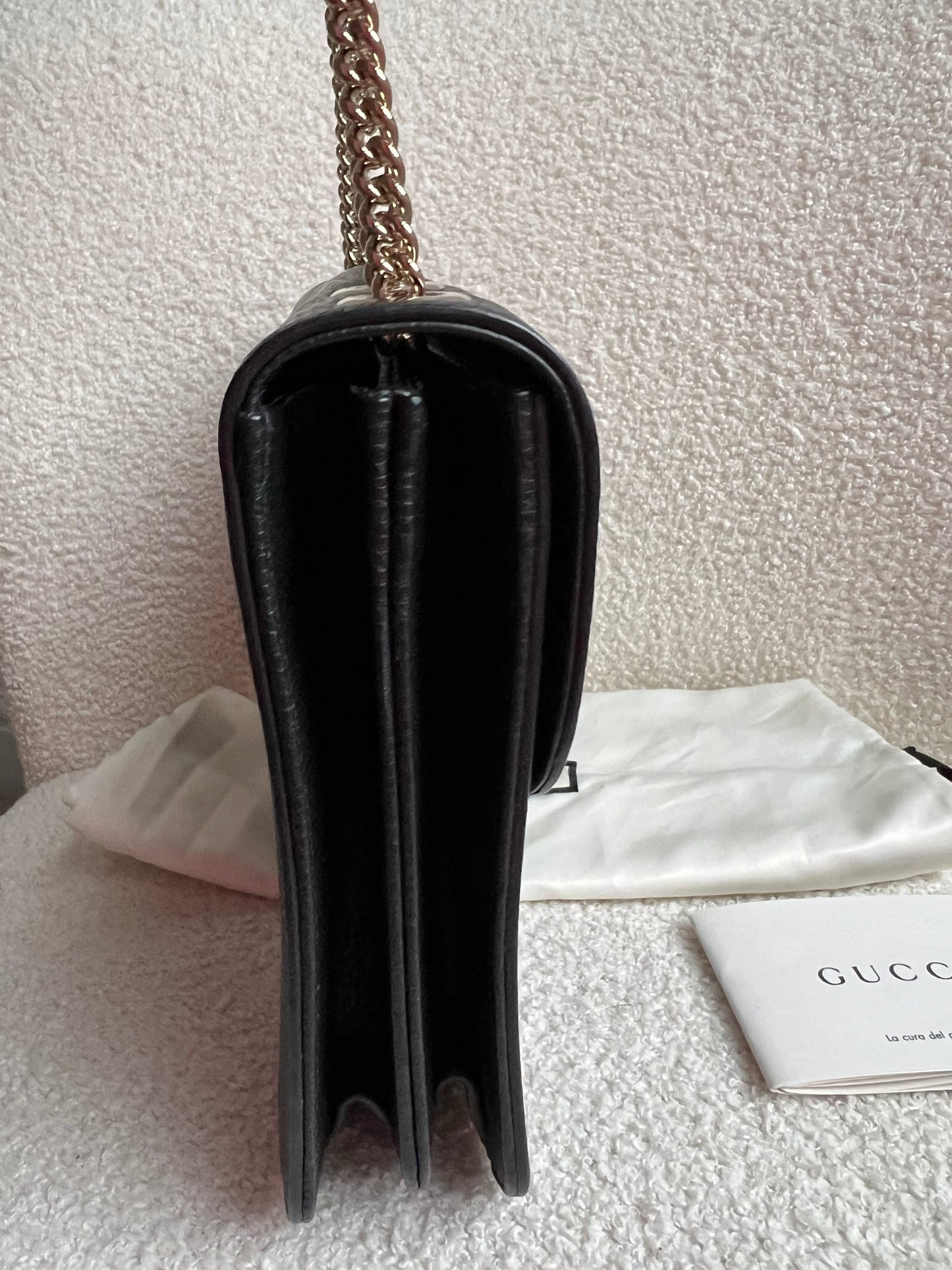 Gucci Interlocking GG Black Medium Shoulder Bag