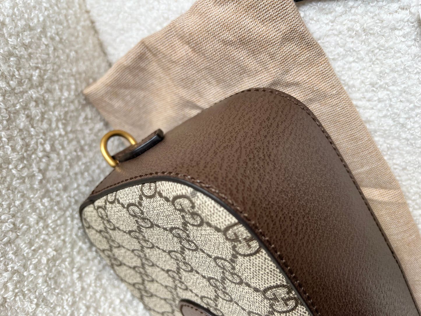 Gucci Neo Vintage GG Supreme Messenger Bag (RRP £1310)