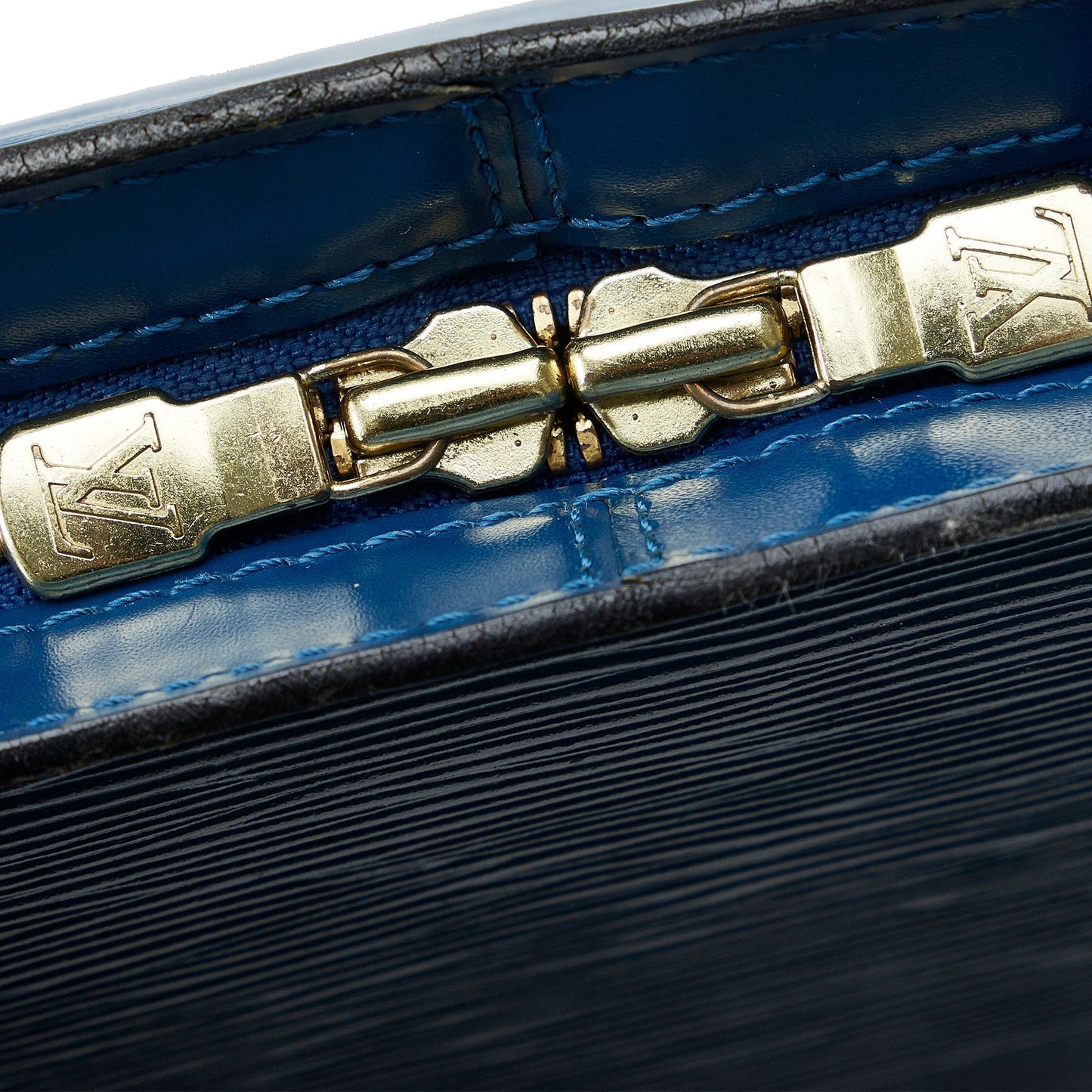 LOUIS VUITTON Epi Lussac Shoulder Bag