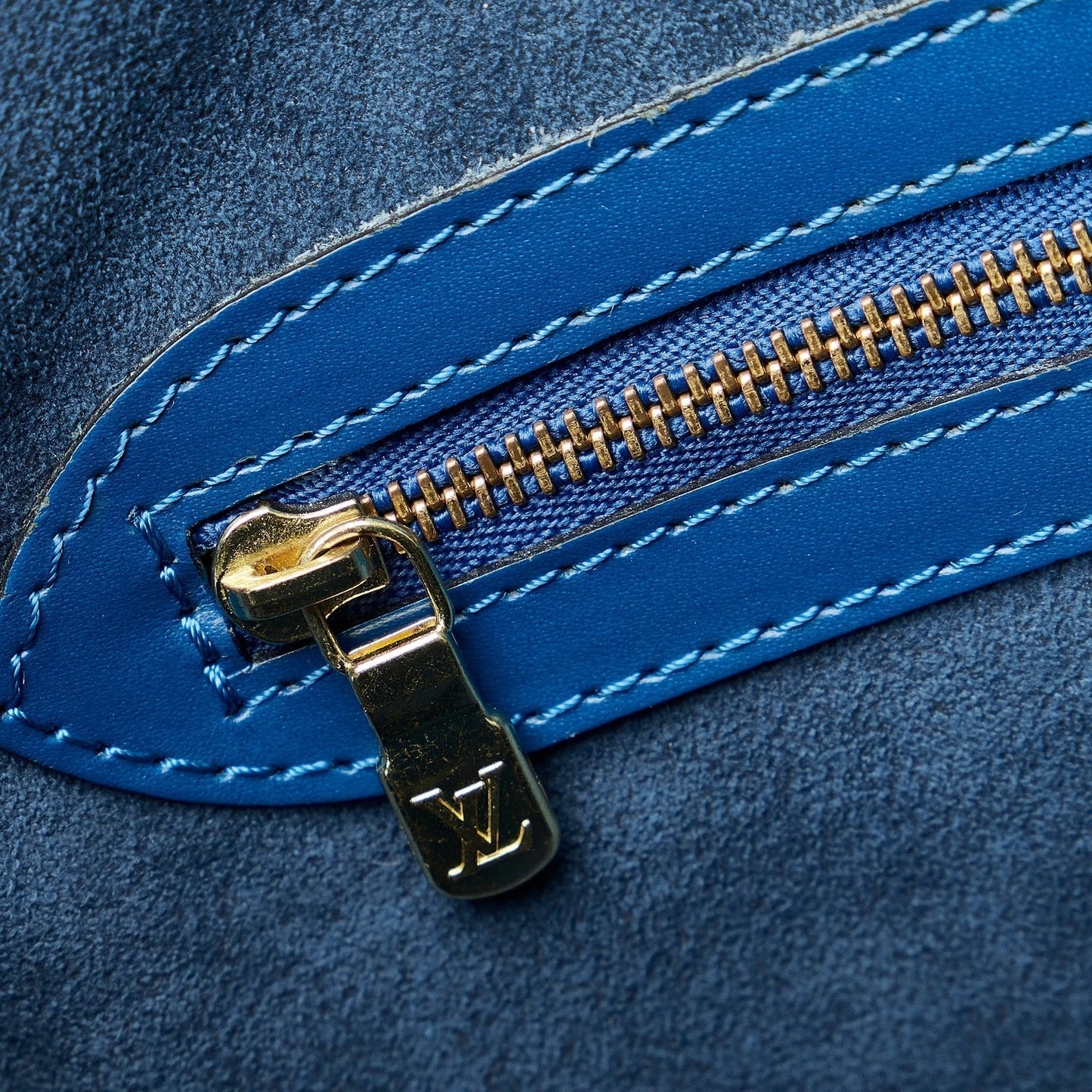 LOUIS VUITTON Epi Lussac Shoulder Bag