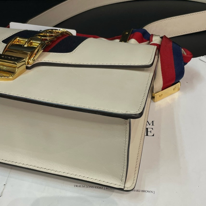 Gucci Sylvie Shoulder Bag Leather