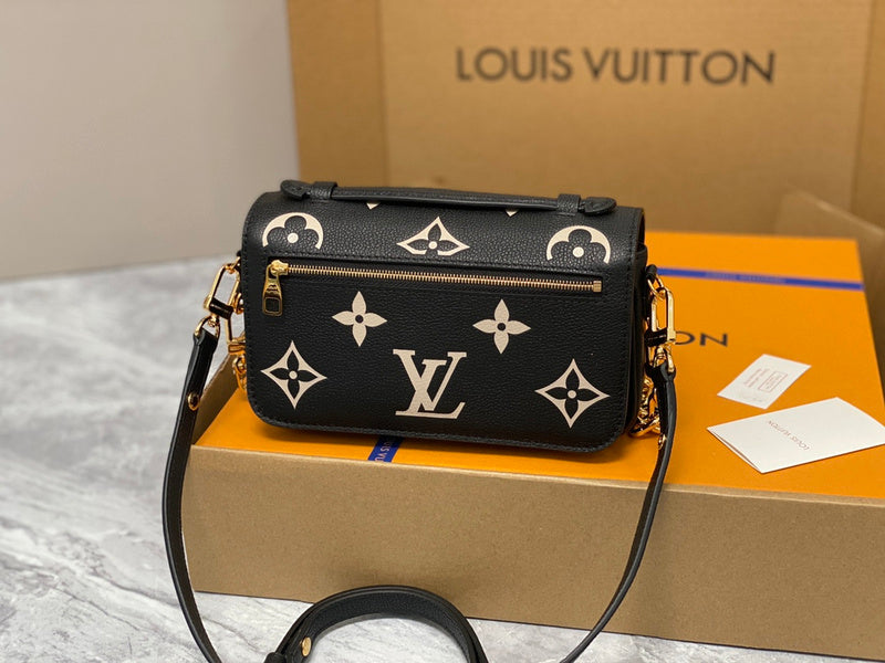 Alice bags - Louis Vuittons  - 15186