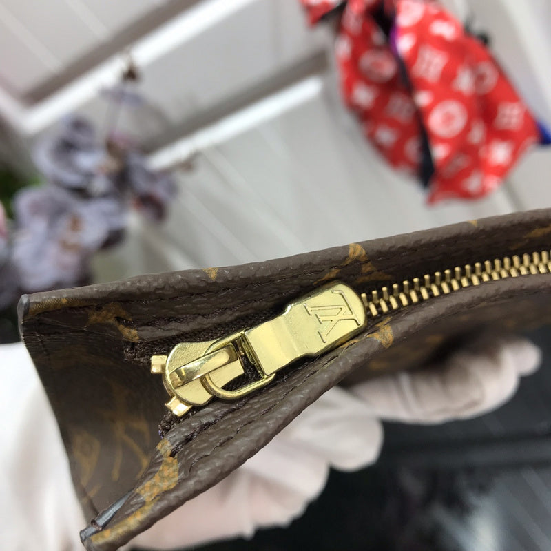 AliceBags- Louis Vuittons  - 16408