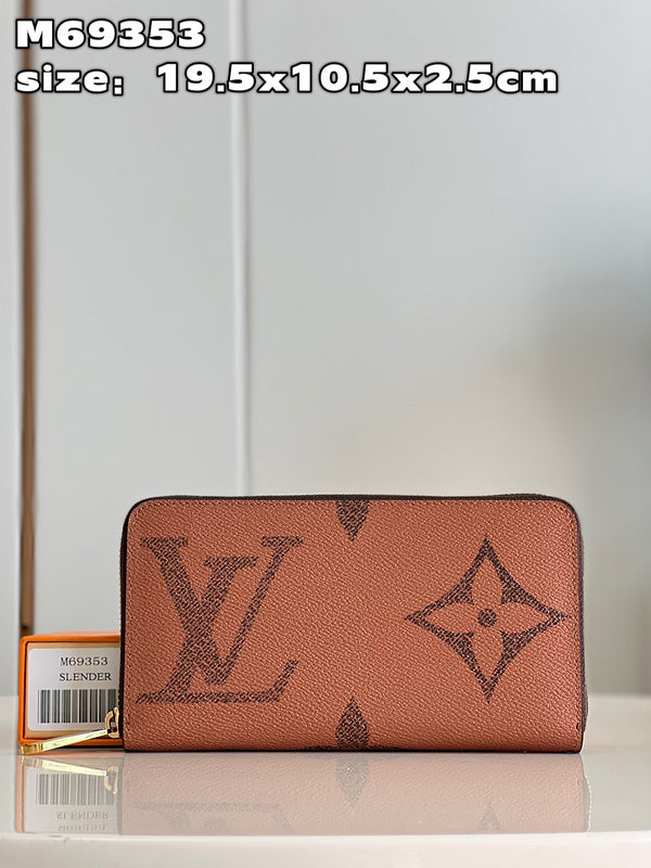 Alice  Bags- Louis Vuittons  - 15900