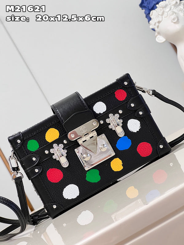 Alice bags - Louis Vuittons  - 15388