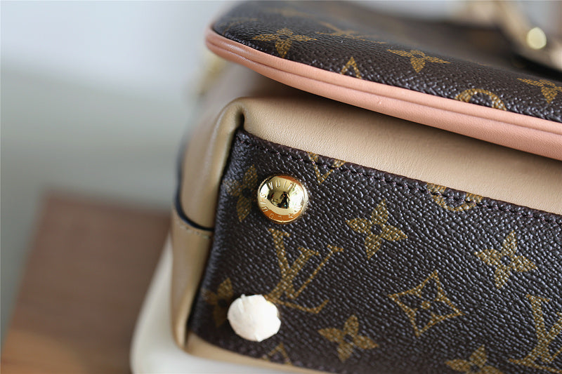 Alice bags - Louis Vuittons  - 7953