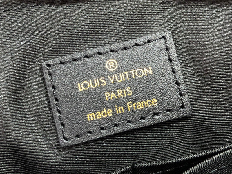 Alice Bags- Louis Vuittons  - 15925