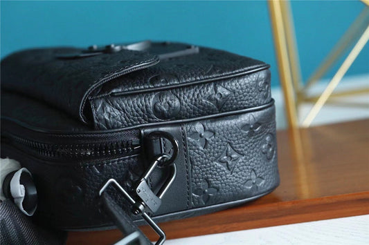 Alice bags - Louis Vuittons  - 10102