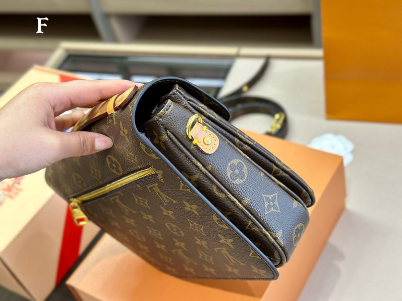 Alice bags - Louis Vuittons  - 15032
