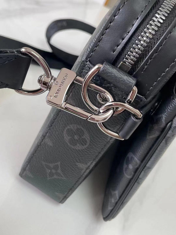 Alice Bags- Louis Vuittons  - 15944