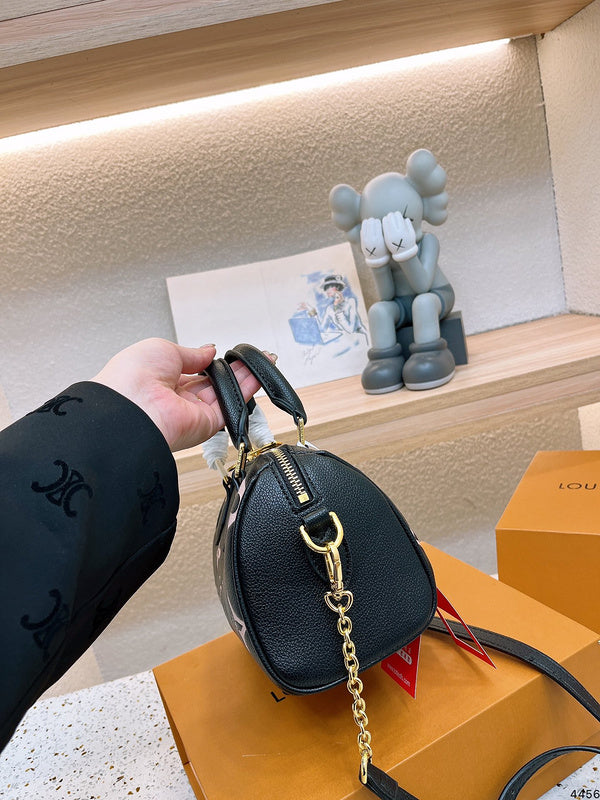 Alice bags - Louis Vuittons  - 15136
