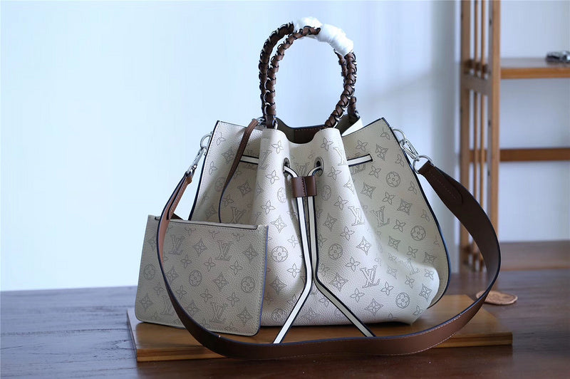 Alice bags - Louis Vuittons  - 7901