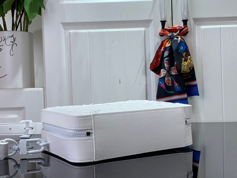 Alice bags - Louis Vuittons  - 15248