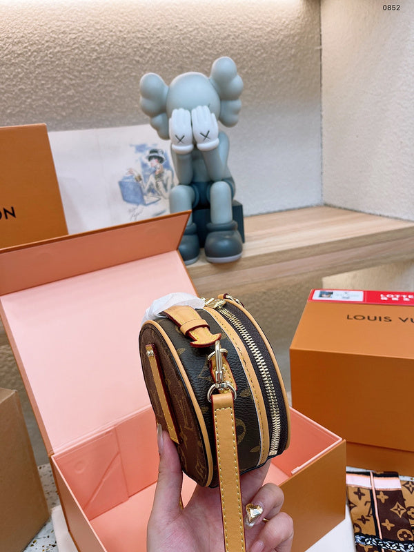 Alice bags - Louis Vuittons  - 15105