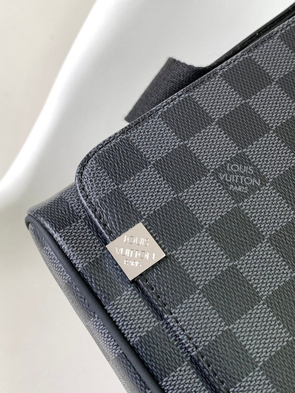 Alice bags - Louis Vuittons  - 15663