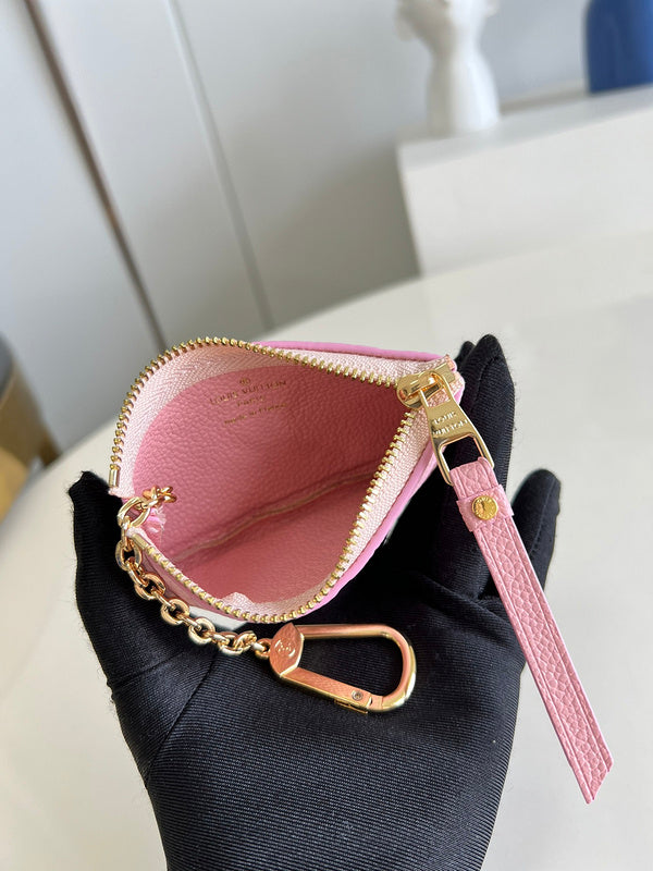 Alice Bags- Louis Vuittons  - 16393