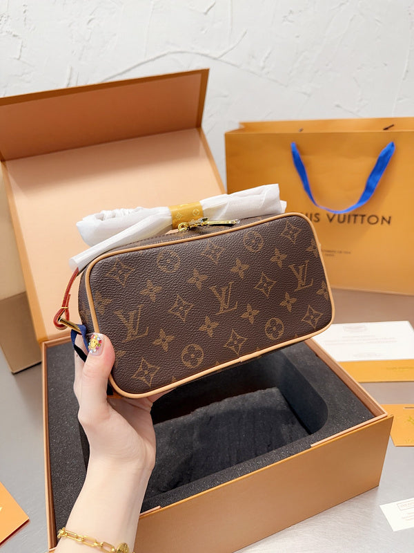 Alice bags - Louis Vuittons  - 14888