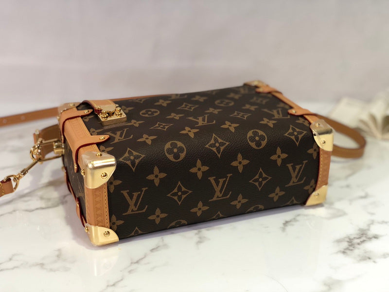 Alice Bags- Louis Vuittons  - 16070