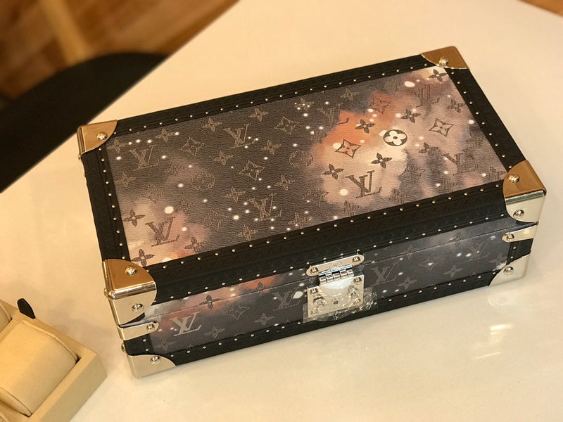 Alice Bags- Louis Vuittons  - 15993