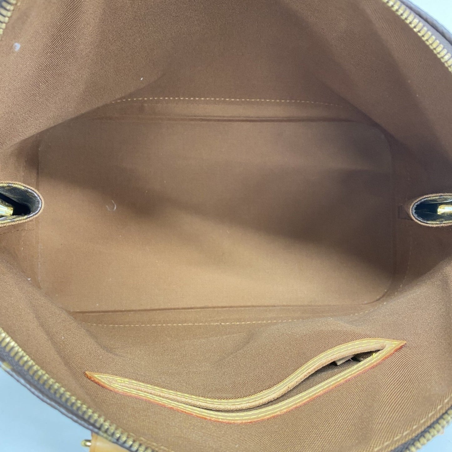 Louis Vuitton  Handbag