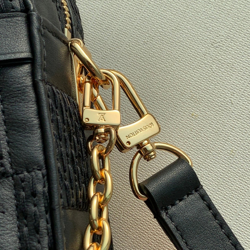 Alice bags- Louis Vuittons  - 16700