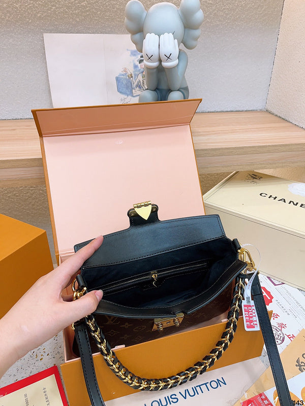Alice bags - Louis Vuittons  - 14878