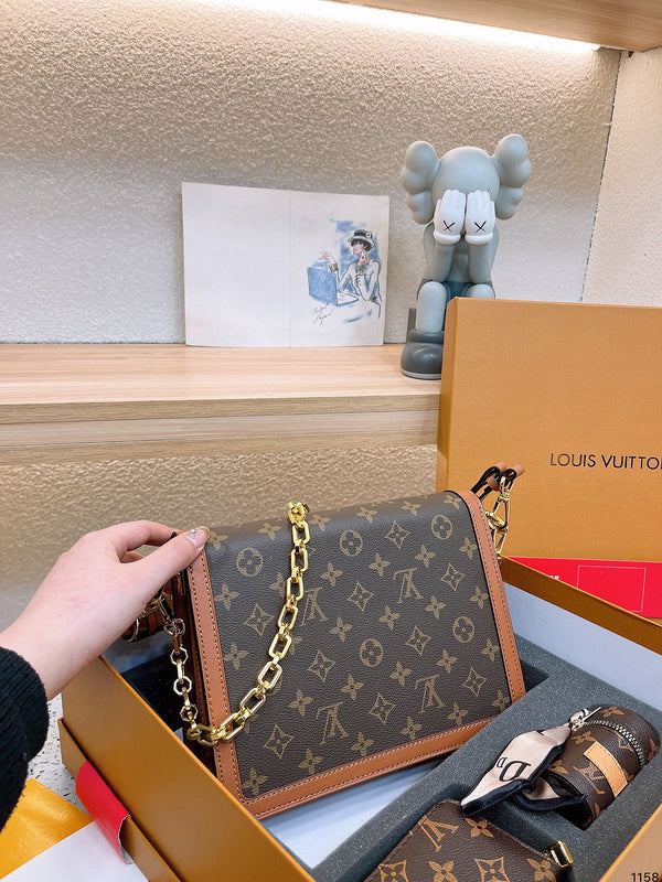 Alice bags - Louis Vuittons  - 15103