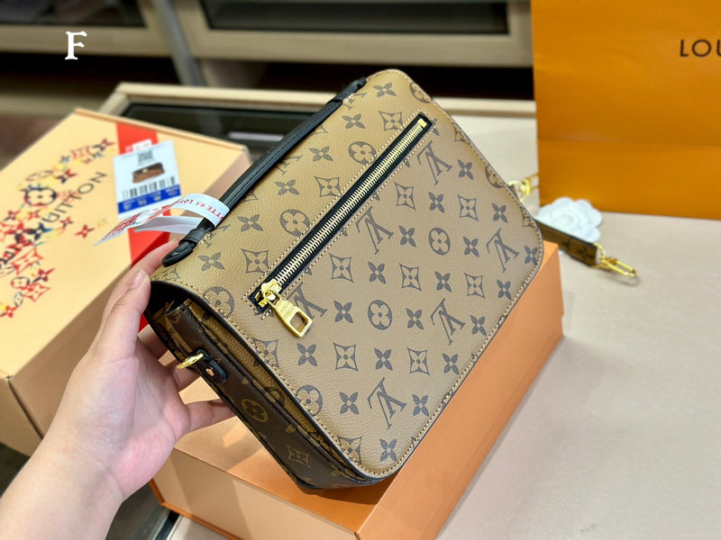 Alice bags - Louis Vuittons  - 15033