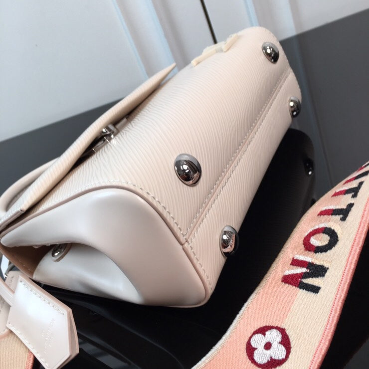 Alice Bags- Louis Vuittons  - 16229