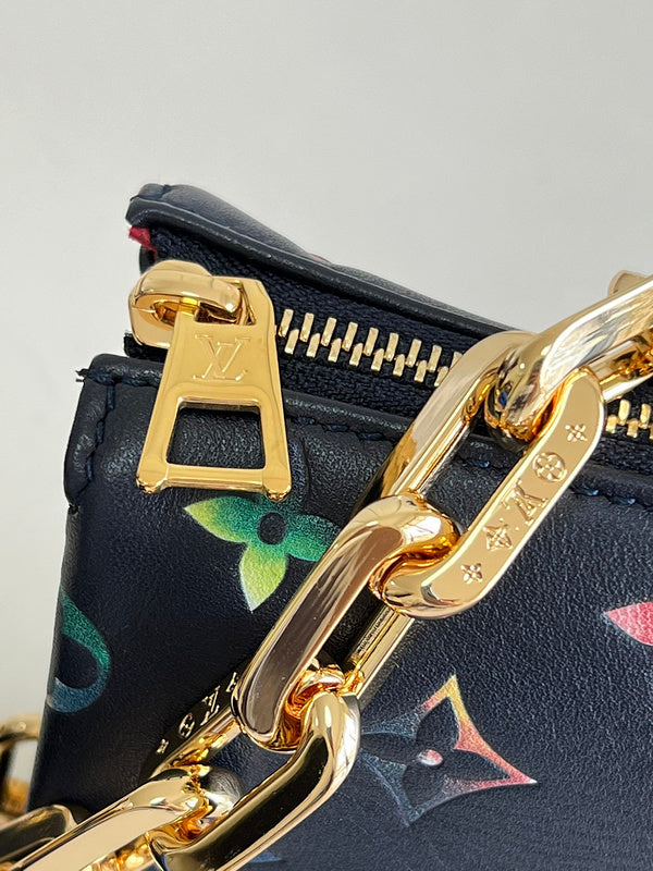 Alice Bags- Louis Vuittons  - 16347