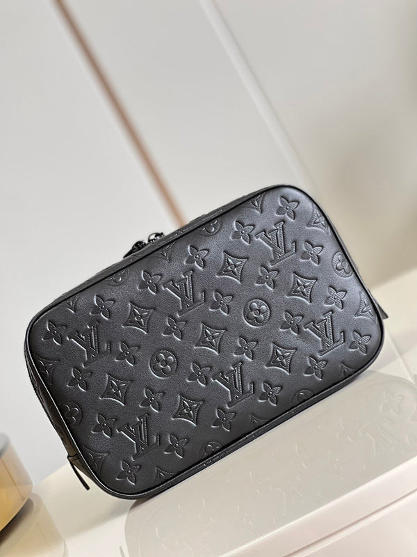 Alice Bags- Louis Vuittons  - 16228