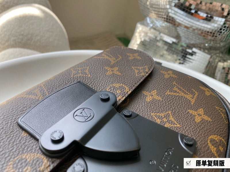 Alice bags - Louis Vuittons  - 15038